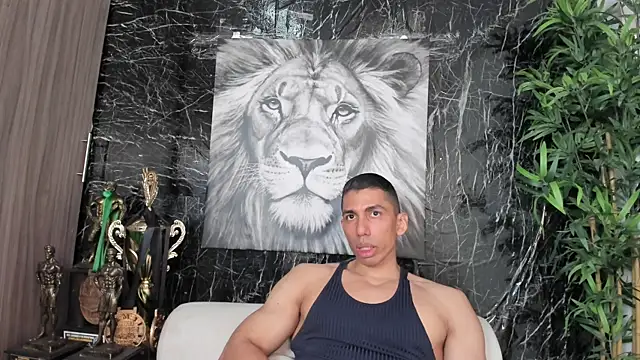 Snapshot of Erik_castle chatting on 07/04/26, 04:11 Erik castle online show from 07/04/26, 04:11