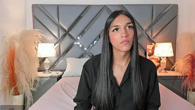 Snapshot of MadisonHerrera chatting on 06/04/26, 05:28 MadisonHerrera online show from 06/04/26, 05:28