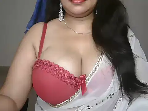 Yanshi23 online show from 07/06/26, 06:53