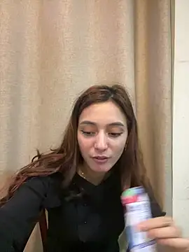 Lilywant online show from 05/25/26, 04:17