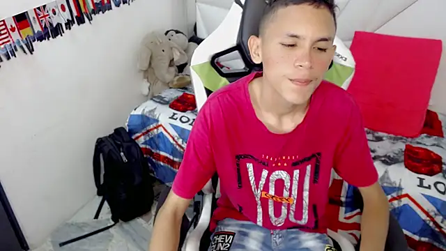 sombra 18 online show from 05/05/26, 03:20