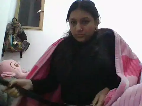 Snapshot of babyangel2002 chatting on 05/18/26, 06:34 babyangel2002 online show from 05/18/26, 06:34