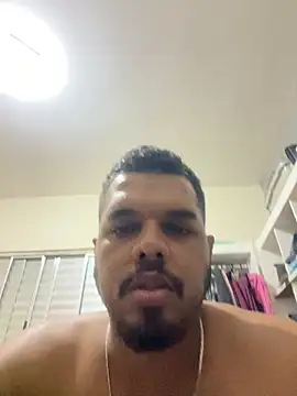 Falcaohot online show from 05/05/26, 12:13