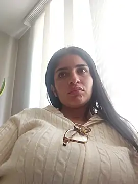 Snapshot of Alisson_Andersen chatting on 05/16/26, 05:23 Alisson Andersen online show from 05/16/26, 05:23