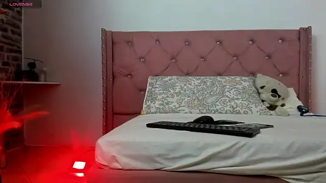 valery-hott-gb online show from 05/21/26, 07:11