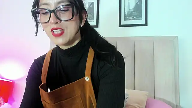 ZarayFeet online show from 05/24/26, 04:07