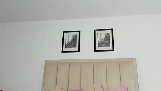 ZarayFeet online show from 05/17/26, 04:18