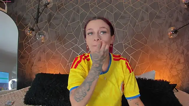 thalira angels online show from 06/17/26, 05:45