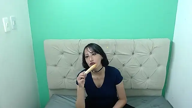 amoremerchmar online show from 05/29/26, 03:34