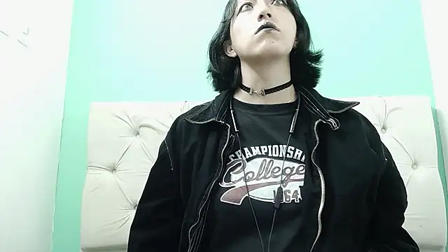 amoremerchmar online show from 06/16/26, 03:17