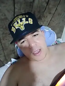 latino hott  online show from 05/05/26, 11:41
