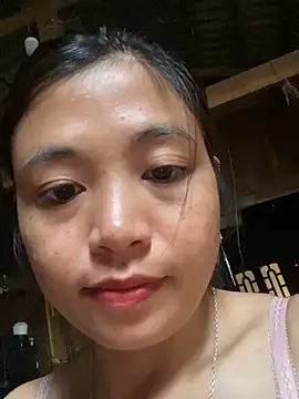 Snapshot of Tryphena chatting on 05/06/26, 11:53 Tryphena online show from 05/06/26, 11:53