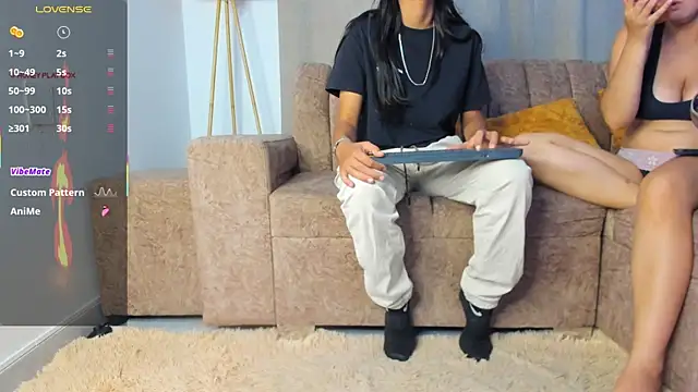 ElizabethAndEliana online show from 07/17/26, 12:46