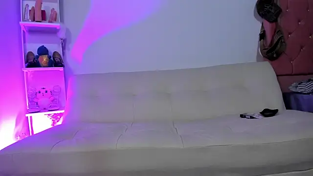 ela velvet online show from 05/05/26, 04:59