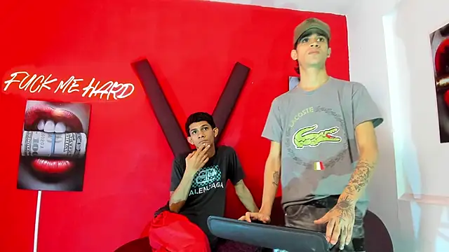TWINKS BOYSX online show from 05/17/26, 07:14