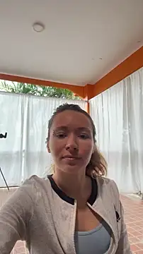 Mini girl do it better online show from 05/10/26, 02:37