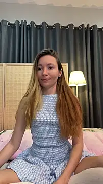 Mini girl do it better online show from 05/19/26, 01:56