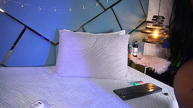 Michell star online show from 05/10/26, 02:59