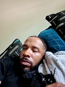 yoursexydaddy8181 online show from 06/26/26, 06:36