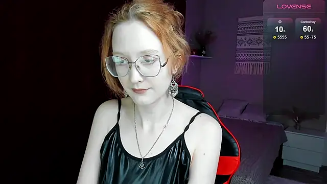 LunaTerry online show from 05/26/26, 08:01
