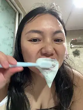yanling668 online show from 05/10/26, 03:58