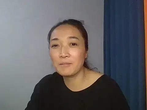 ZZXXMM520 online show from 05/05/26, 10:07