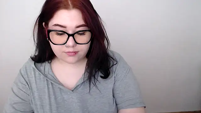 KarolinasHot online show from 05/06/26, 07:45