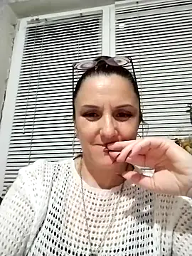 MillaMia45 online show from 05/13/26, 07:43