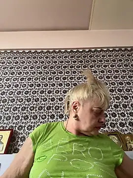 Snapshot of AnastasiaGrey777 chatting on 06/17/26, 05:07 AnastasiaGrey777 online show from 06/17/26, 05:07