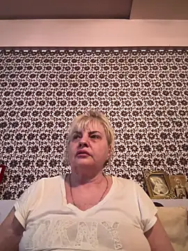 Snapshot of AnastasiaGrey777 chatting on 06/14/26, 05:25 AnastasiaGrey777 online show from 06/14/26, 05:25