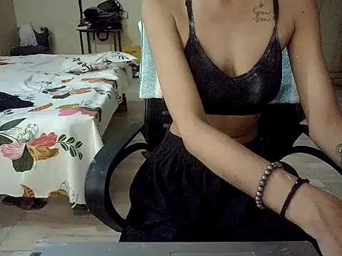 Sexyrossy7 online show from 05/28/26, 06:47