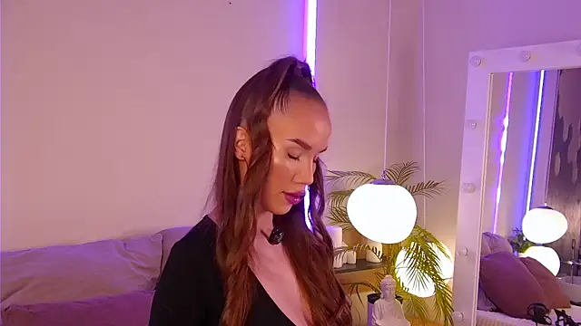 Jasmin Glow online show from 05/15/26, 02:48