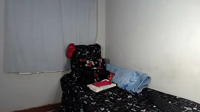 WhiteBunny JJ online show from 06/11/26, 05:21