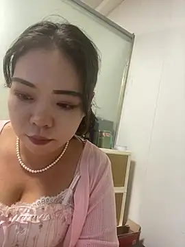 tutu13145 online show from 05/05/26, 02:53
