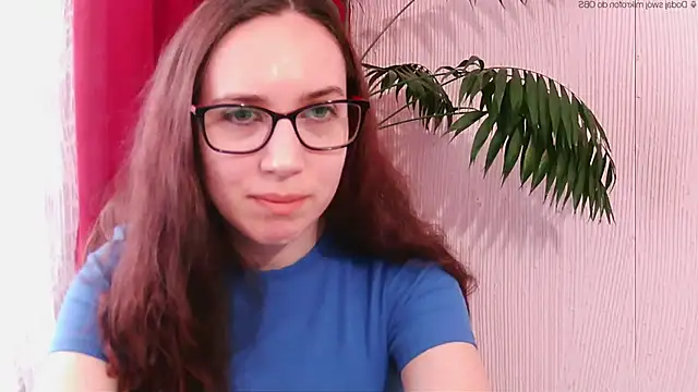 Snapshot of EmilyHotAngel chatting on 05/07/26, 04:10 EmilyHotAngel online show from 05/07/26, 04:10