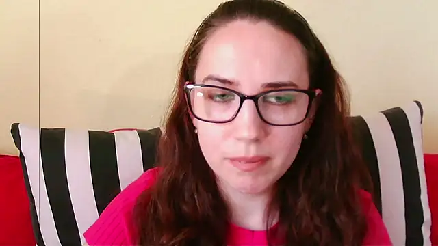 Snapshot of EmilyHotAngel chatting on 06/09/26, 02:18 EmilyHotAngel online show from 06/09/26, 02:18