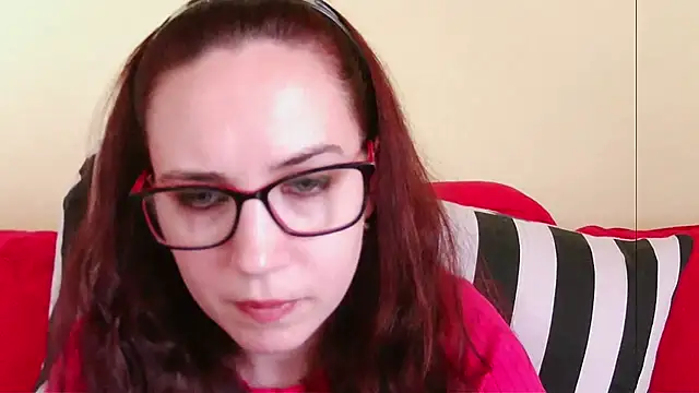 Snapshot of EmilyHotAngel chatting on 07/15/26, 01:51 EmilyHotAngel online show from 07/15/26, 01:51