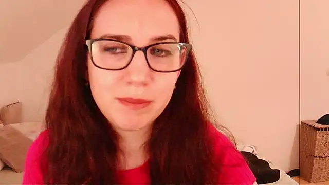 Snapshot of EmilyHotAngel chatting on 07/08/26, 12:28 EmilyHotAngel online show from 07/08/26, 12:28
