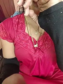 Snapshot of Tamil__Thara003 chatting on 07/16/26, 11:29 Tamil Thara003 online show from 07/16/26, 11:29