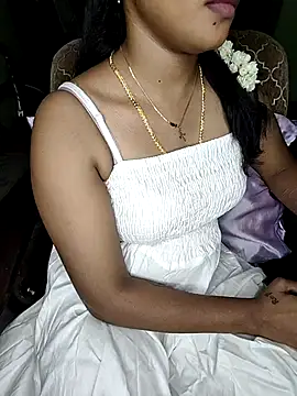 Tamil  Thara003 online show from 06/03/26, 04:23