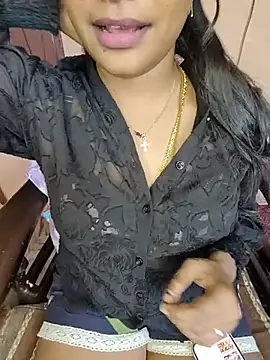 Snapshot of Tamil__Thara003 chatting on 07/12/26, 03:40 Tamil Thara003 online show from 07/12/26, 03:40