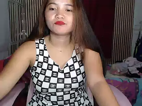 Snapshot of Lenasis chatting on 05/20/26, 02:58 Lenasis online show from 05/20/26, 02:58