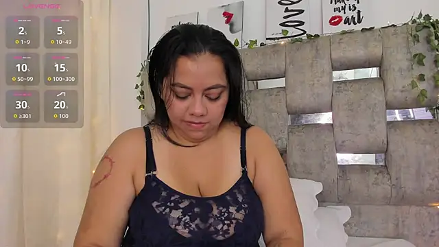 EmmyBellamy online show from 05/14/26, 01:08