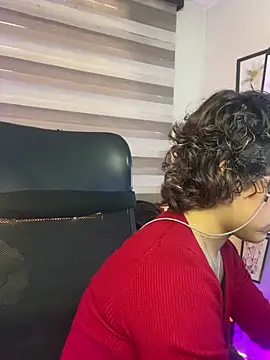 Lusiana   online show from 05/13/26, 01:18