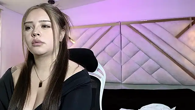 luxurycouple vg online show from 05/05/26, 07:28