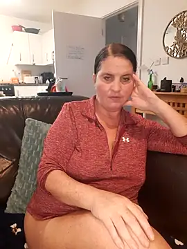 Velvet-Milf online show from 06/19/26, 04:02