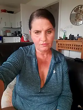 Velvet-Milf online show from 06/18/26, 03:39