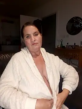 Velvet-Milf online show from 06/14/26, 07:15