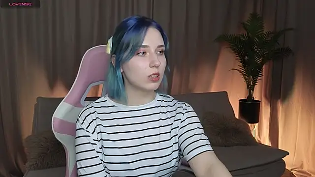 AliceIsmar online show from 05/07/26, 07:17