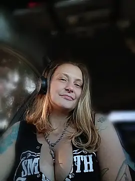Lust2Dust online show from 05/18/26, 01:39